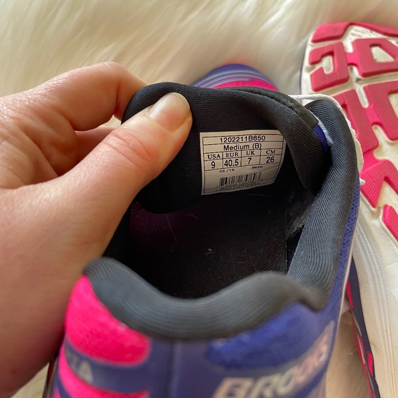 BROOKS Asteria Running Shoes in Purple, White and Pink - Picture 7 of 7